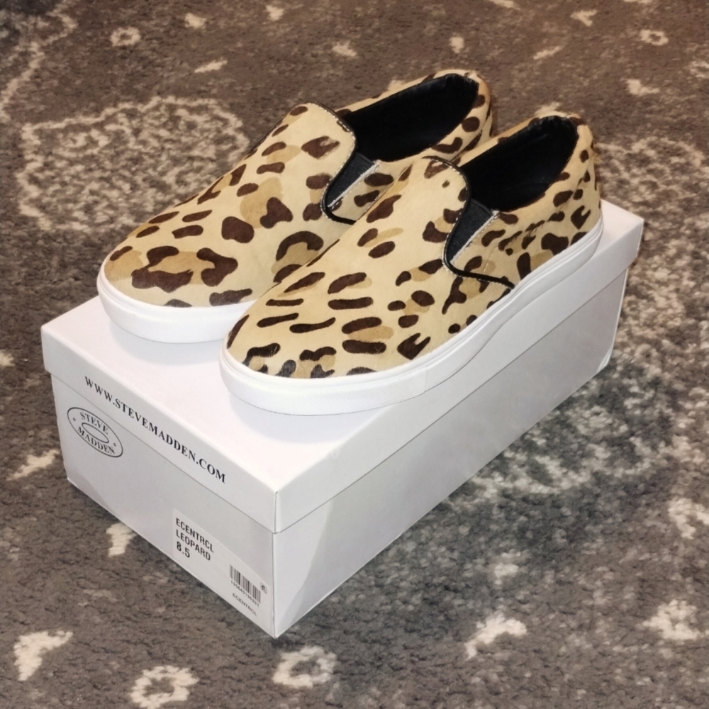 Steve Madden leopard sneaker